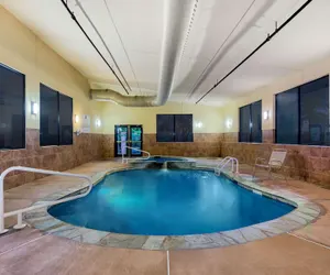 Photo 2 - La Quinta Inn by Wyndham West Long Branch/NJ Shore Area