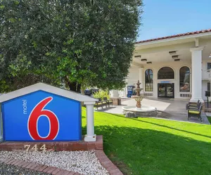 Photo 2 - Motel 6 Chandler, AZ