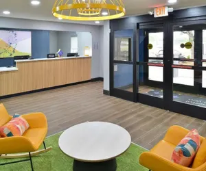 Photo 2 - Spark by Hilton Vestal Binghamton University Area