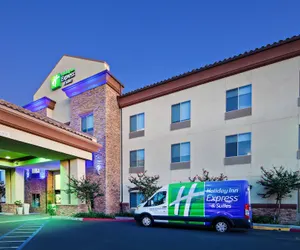 Photo 2 - Holiday Inn Express & Suites Clovis-Fresno Area