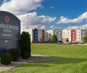 Photo 2 - Candlewood Suites Springfield North by IHG