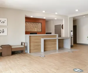 Photo 5 - Candlewood Suites Springfield North by IHG