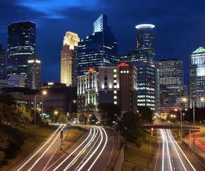 Photo 2 - Hilton Garden Inn Minneapolis Downtown