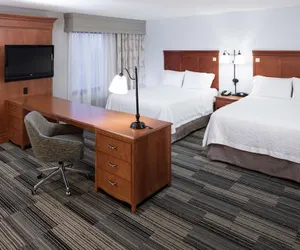 Photo 5 - Hampton Inn & Suites Cedar Rapids - North