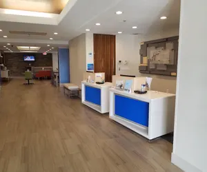 Photo 3 - Holiday Inn Express & Suites Dinuba West by IHG