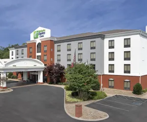 Photo 2 - Holiday Inn Express & Suites Knoxville-Clinton, an IHG Hotel