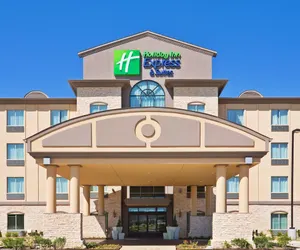 Photo 2 - Holiday Inn Express & Suites Dallas East - Fair Park, an IHG Hotel