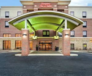 Photo 2 - Hampton Inn & Suites Detroit-Canton