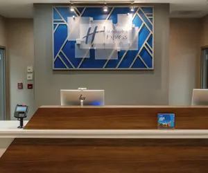 Photo 4 - Holiday Inn Express Hotel & Suites Raleigh SW NC State by IHG