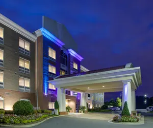 Photo 2 - Holiday Inn Express Hotel & Suites Raleigh SW NC State by IHG