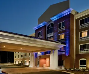 Photo 2 - Holiday Inn Express Hotel & Suites Raleigh SW NC State, an IHG Hotel