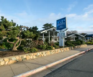 Photo 2 - Monterey Bay Lodge