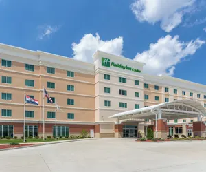 Photo 2 - Holiday Inn Hotel And Suites Jefferson City, an IHG Hotel