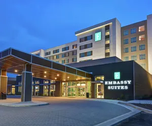 Photo 2 - Embassy Suites by Hilton Plainfield Indianapolis Airport