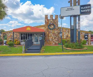 Photo 2 - Liberty Inn and Suites – Kissimmee/Near Disney