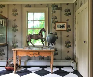 Photo 2 - Eddington House Inn