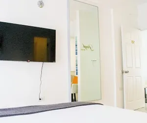 Photo 5 - Aibonito Hotel 202