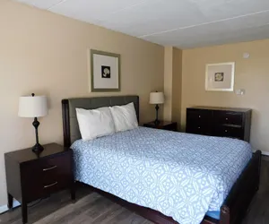 Photo 5 - APM Inn & Suites