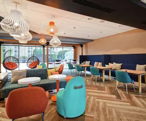 Photo 2 - Tru by Hilton Louisville Airport