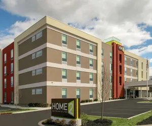 Photo 2 - Home2 Suites by Hilton Edison