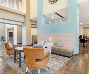Photo 5 - Magnolia Pointe, BW Signature Collection