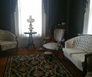 Photo 2 - The Bevin House Bed & Breakfast