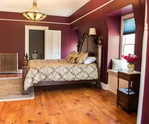 Photo 4 - The Bevin House Bed & Breakfast