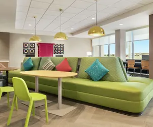 Photo 4 - Home2 Suites by Hilton Brooklyn Park Minneapolis