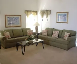 Photo 2 - Ahr123 - Hampton Lakes - 5 Bed 3 Baths Villa