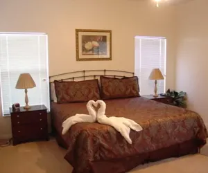 Photo 4 - Ahr123 - Hampton Lakes - 5 Bed 3 Baths Villa