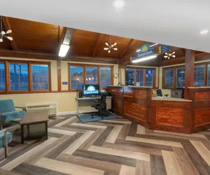 Photo 3 - Days Inn by Wyndham Knoxville North