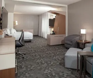 Photo 4 - Courtyard by Marriott St. Louis West County