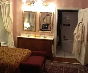 Photo 5 - Montgomery Inn BnB