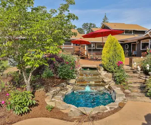 Photo 2 - Brookside Bed & Breakfast