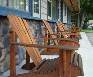 Photo 2 - Country Club Motel