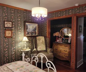 Photo 5 - Applesauce Inn B&B
