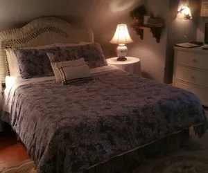Photo 4 - Pineapple Hill Inn Bed & Breakfast