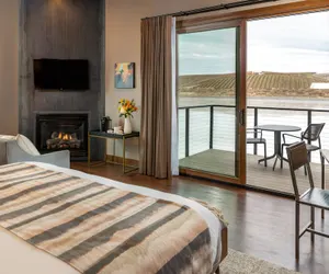 Photo 2 - Eritage Resort