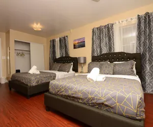 Photo 4 - Hollywood Luxury Double bedrooms