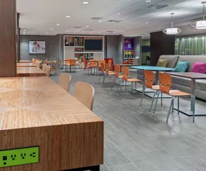 Photo 5 - Home2 Suites by Hilton Orlando Near Universal