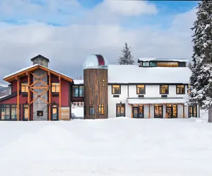 Photo 2 - Compass Rose Lodge