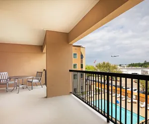 Photo 5 - Staybridge Suites IAH Airport East by IHG