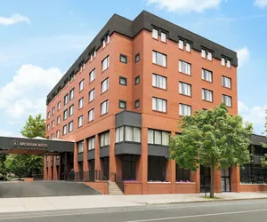 Photo 2 - The Arcadian Hotel