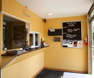 Photo 2 - Highlander Motel