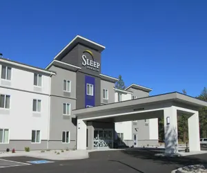 Photo 2 - Sleep Inn & Suites Chiloquin-Crater Lake Junction