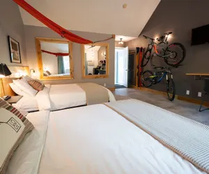 Photo 2 - Summit View Inn