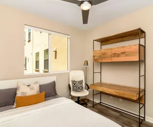Photo 2 - Modern Escape