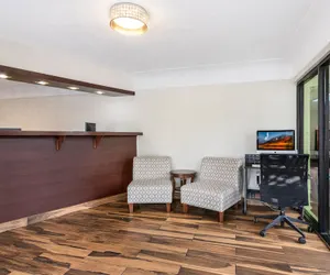 Photo 3 - Ocean Reef Hotel