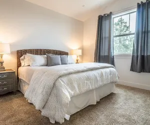 Photo 5 - Seagate: Starboard~coos Bay~premiere Property