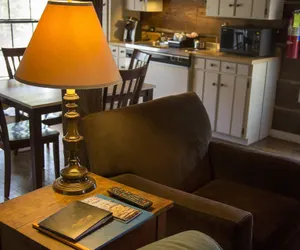 Photo 4 - French Camp Bed and Breakfast